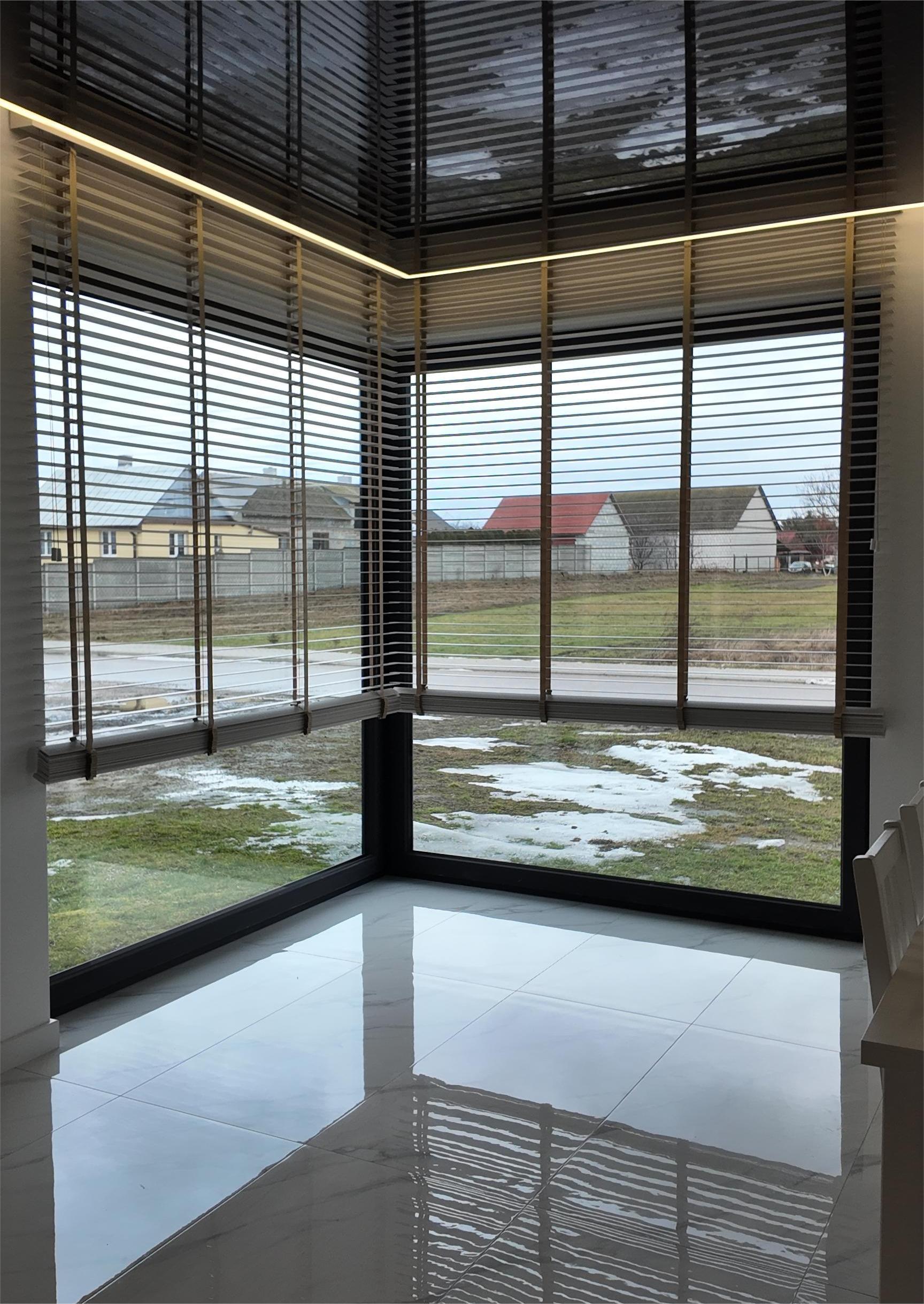 Żaluzje drewniane